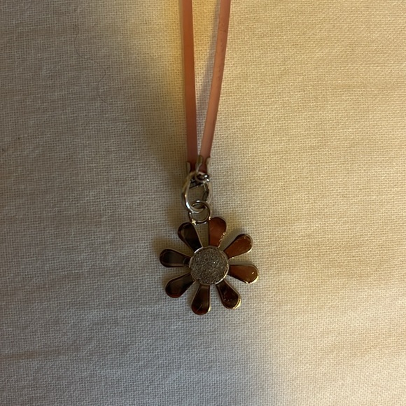 Flower Necklace with Rubber Chain - Picture 2 of 2